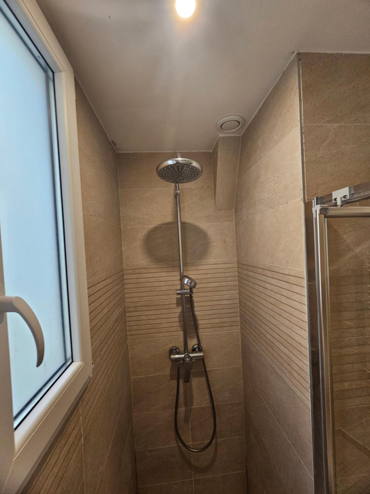 *Appartement Moderne/2 Minutes Du Metro* Saint-Ouen  Dış mekan fotoğraf