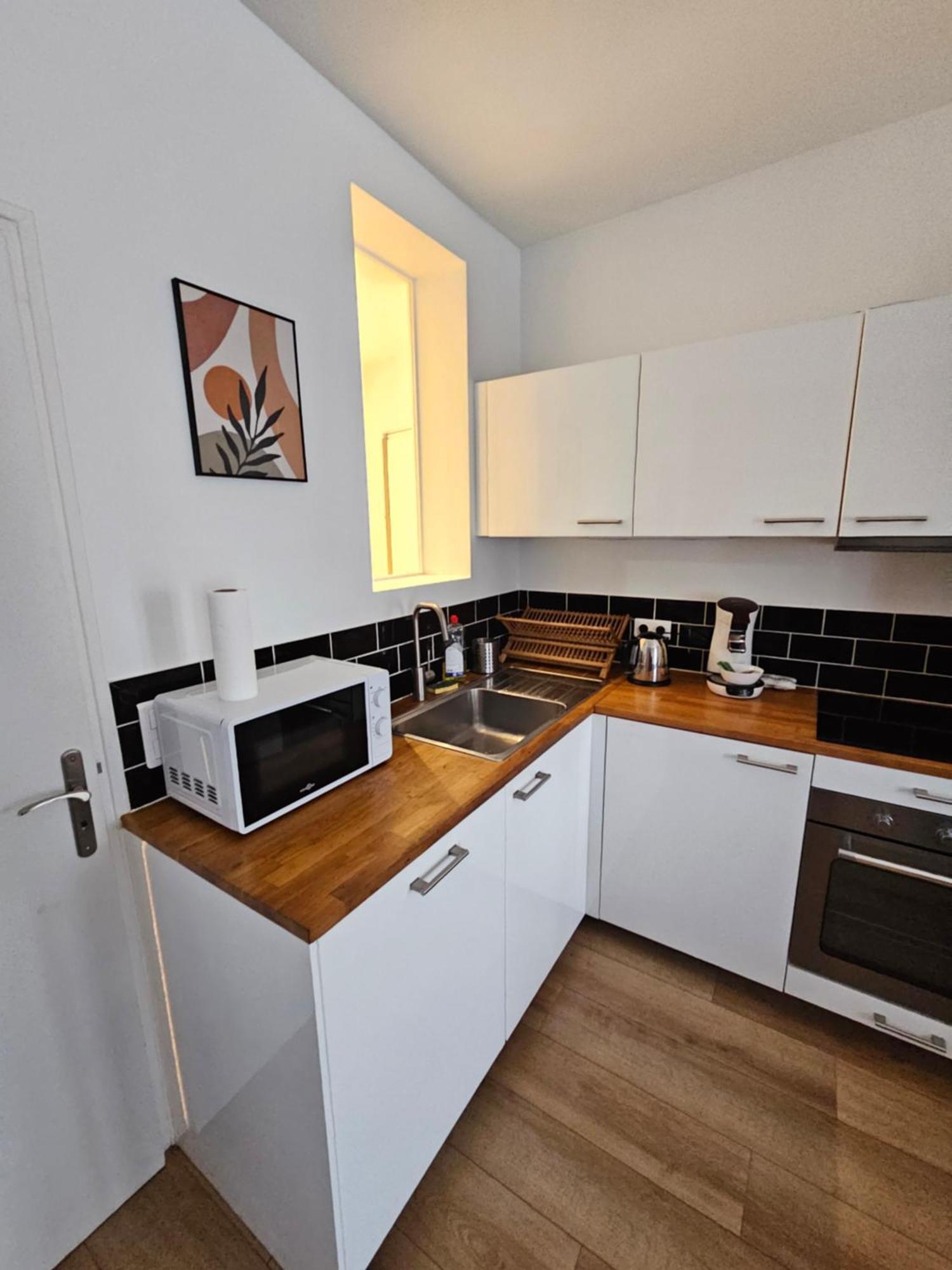 *Appartement Moderne/2 Minutes Du Metro* Saint-Ouen  Dış mekan fotoğraf