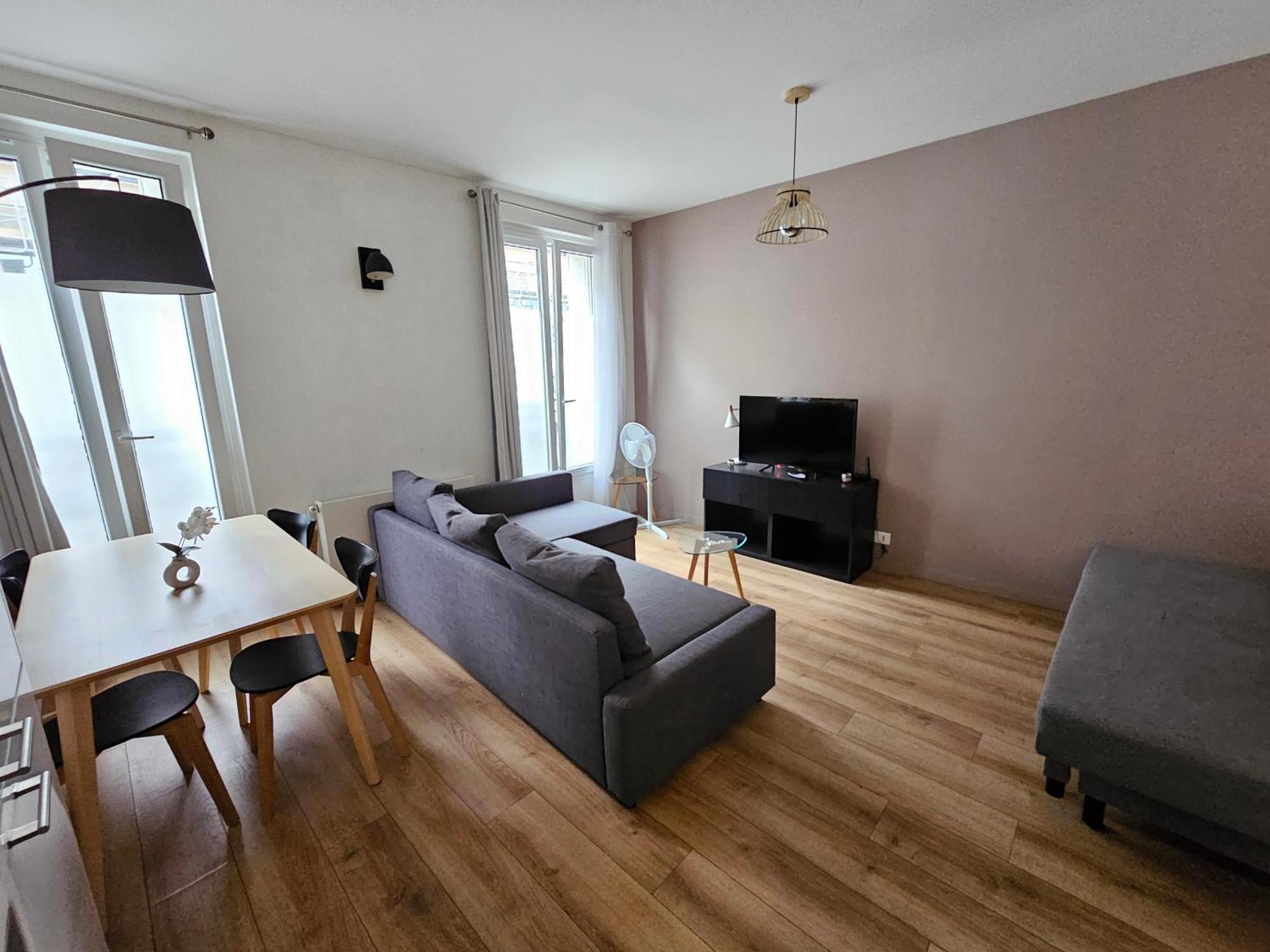 *Appartement Moderne/2 Minutes Du Metro* Saint-Ouen  Dış mekan fotoğraf